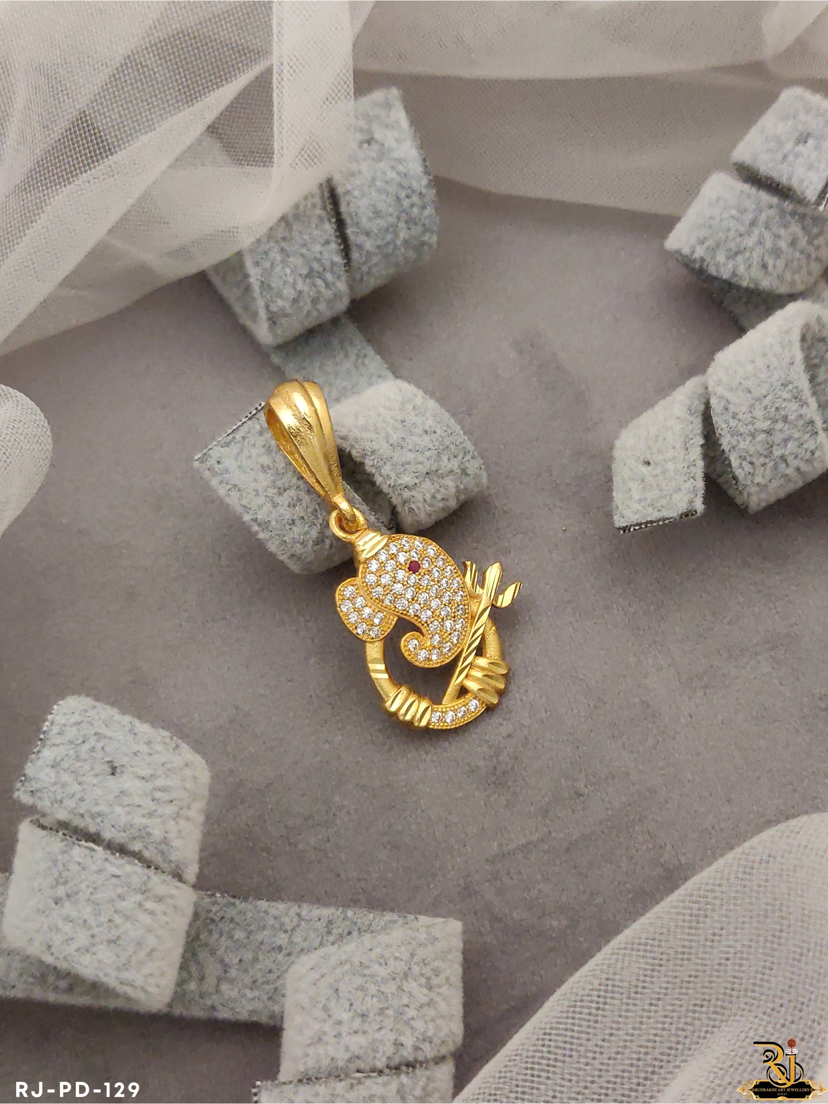 Jewellery Ganesh Gold Locket Design Unique Design Ganesh Ji Pendant PD-129