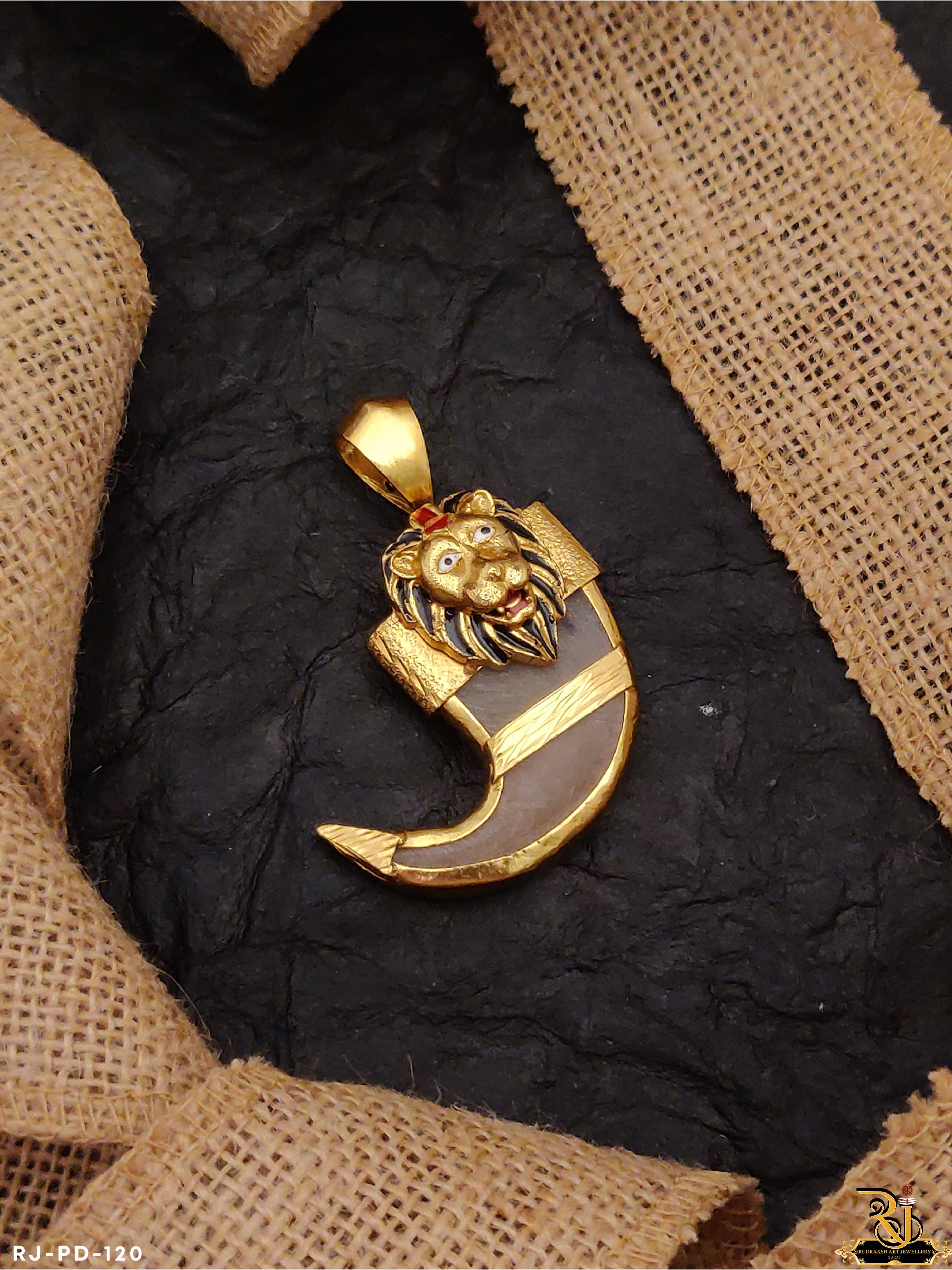 Lion Nail Locket New Gold Pendant Designs For Male Lion Pendant