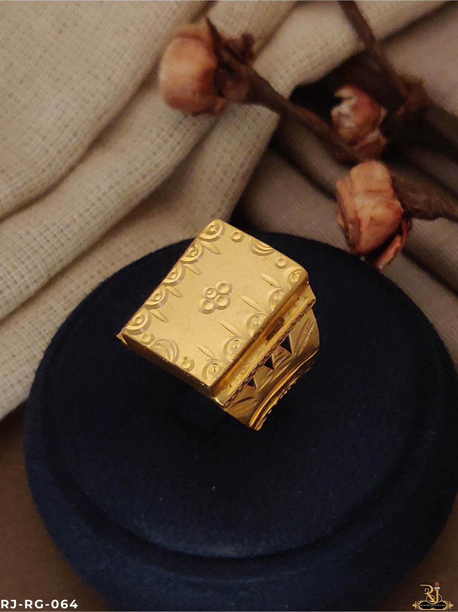 Classy Box Gold Ring for Men