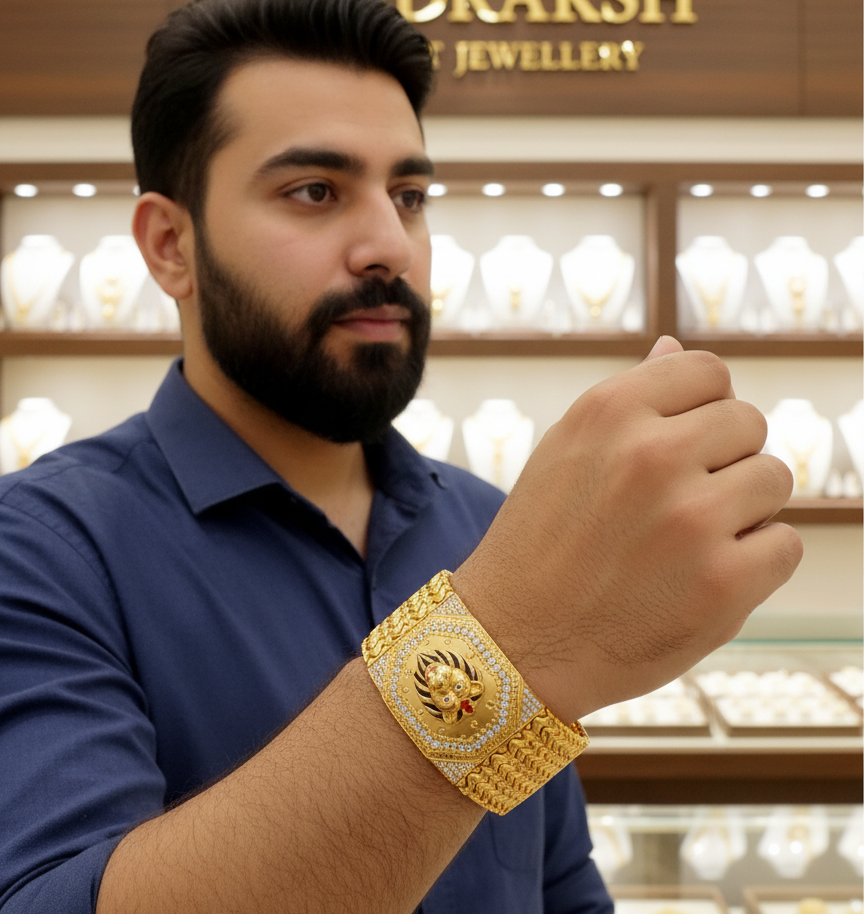 Stylish Lion Diamond Bracelet BR-088