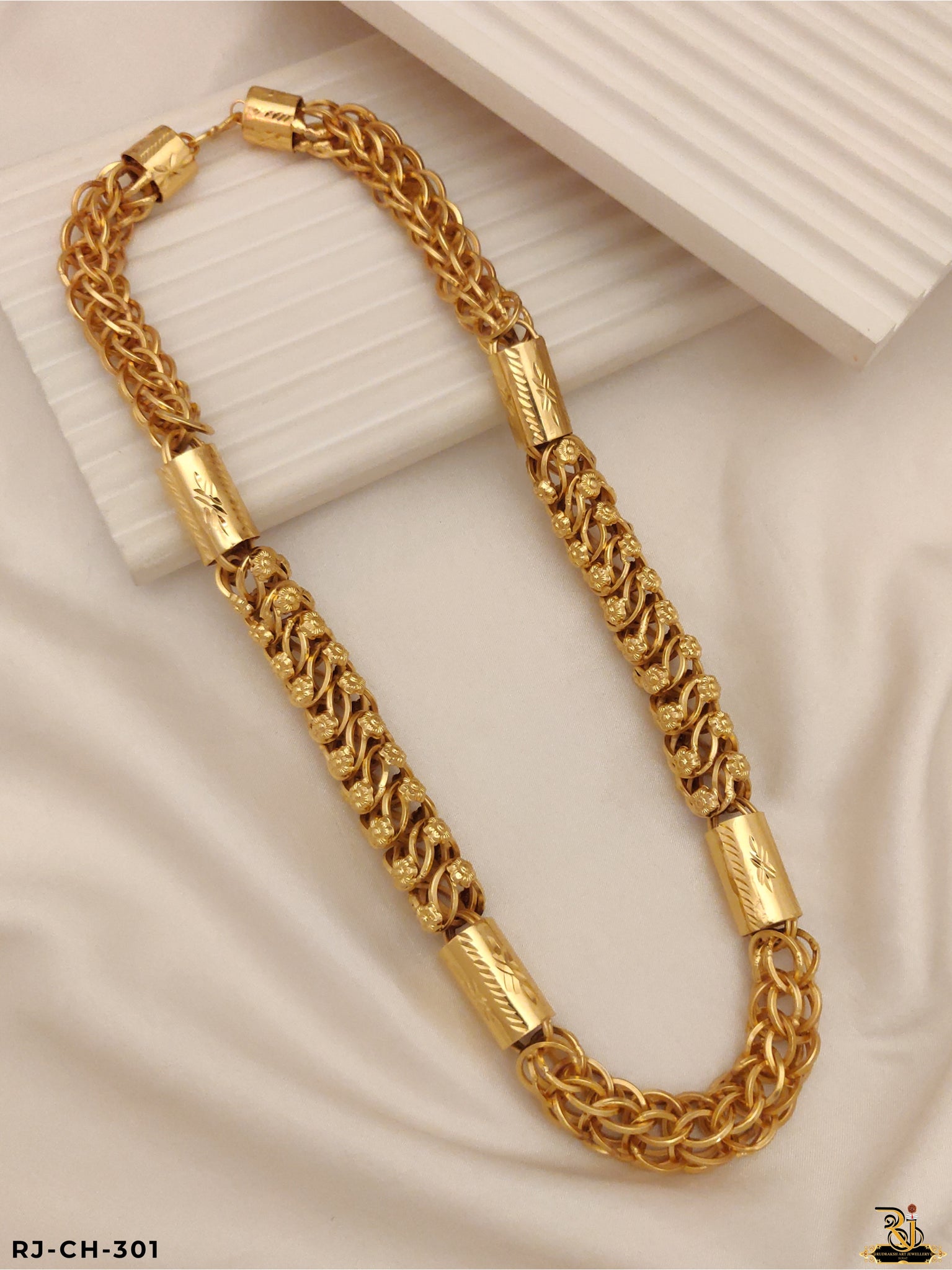 Maharaja Look Flower Design Big Gold Plated Chain For Men's-CH-301
