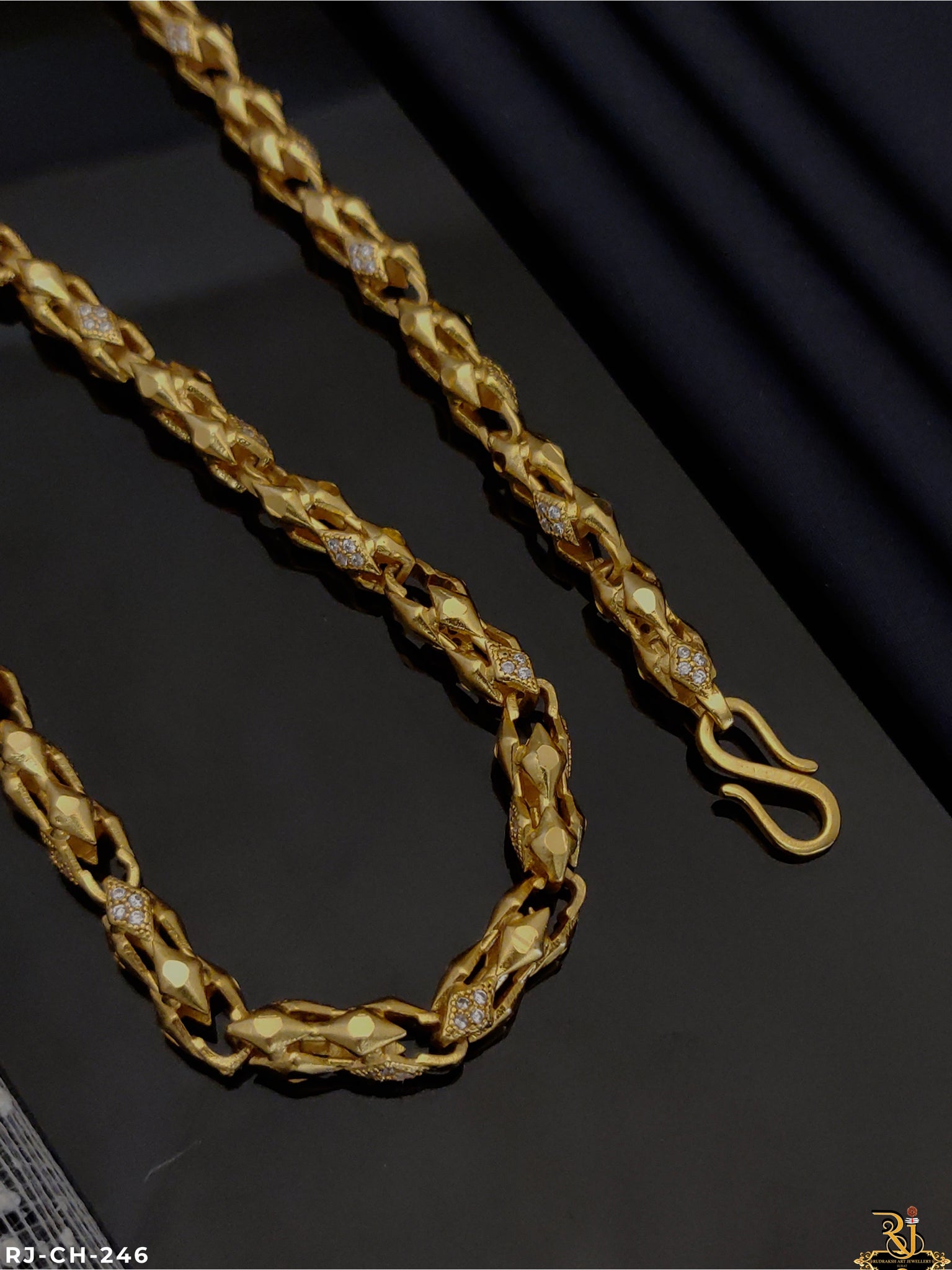 Highfinish Men’s Fashion Diamond kajukatri Chain CH-246