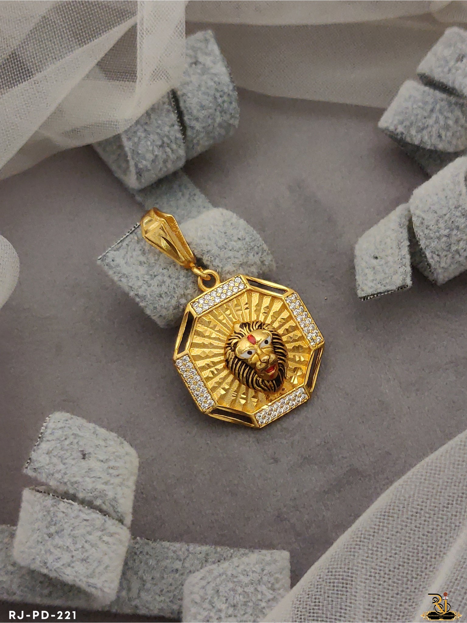 Lion Face New Design Gold Pleted Men’s Fashion Pendant PD-221