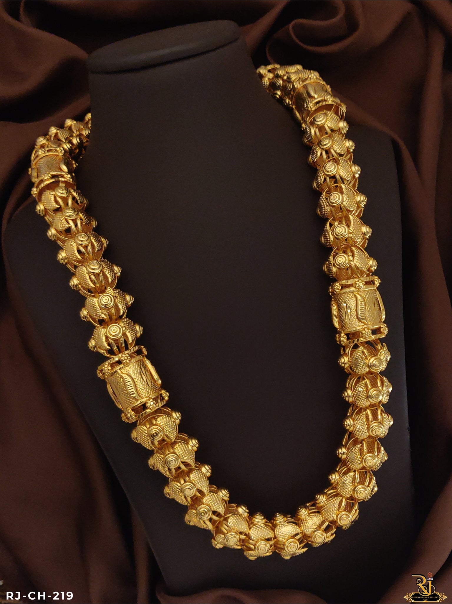 Exclusive Pan Cap Design Big Gold Pleted Chain CH-219