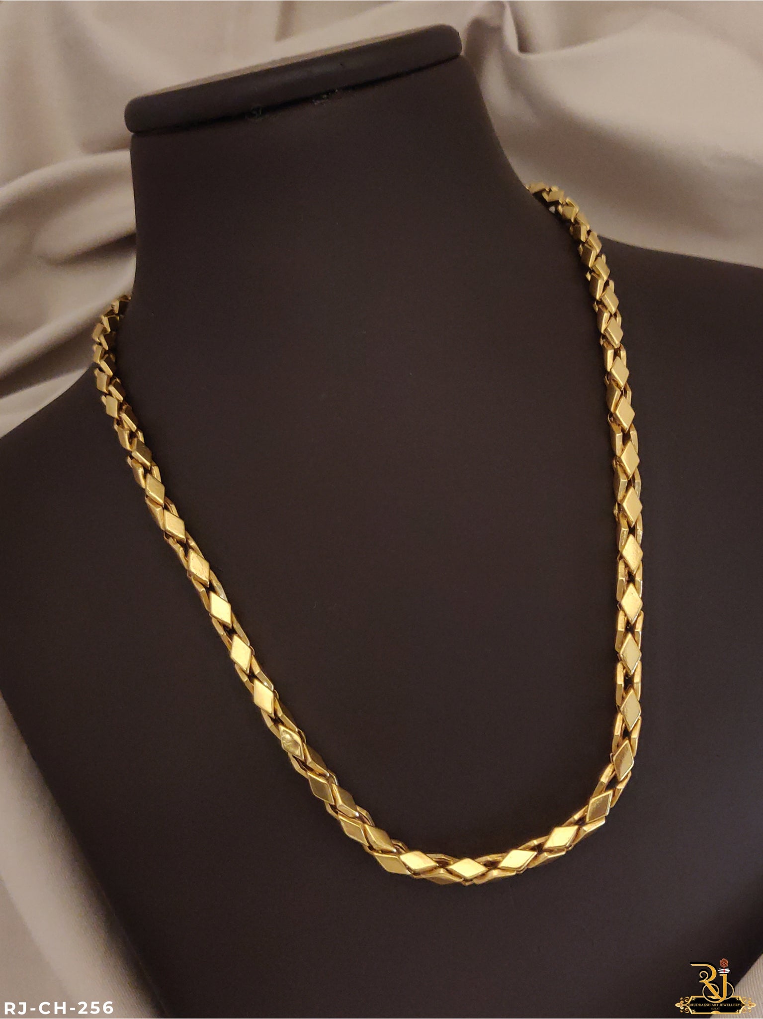 High Finishing Gold Type Men’s Kajukatri Chain CH-256