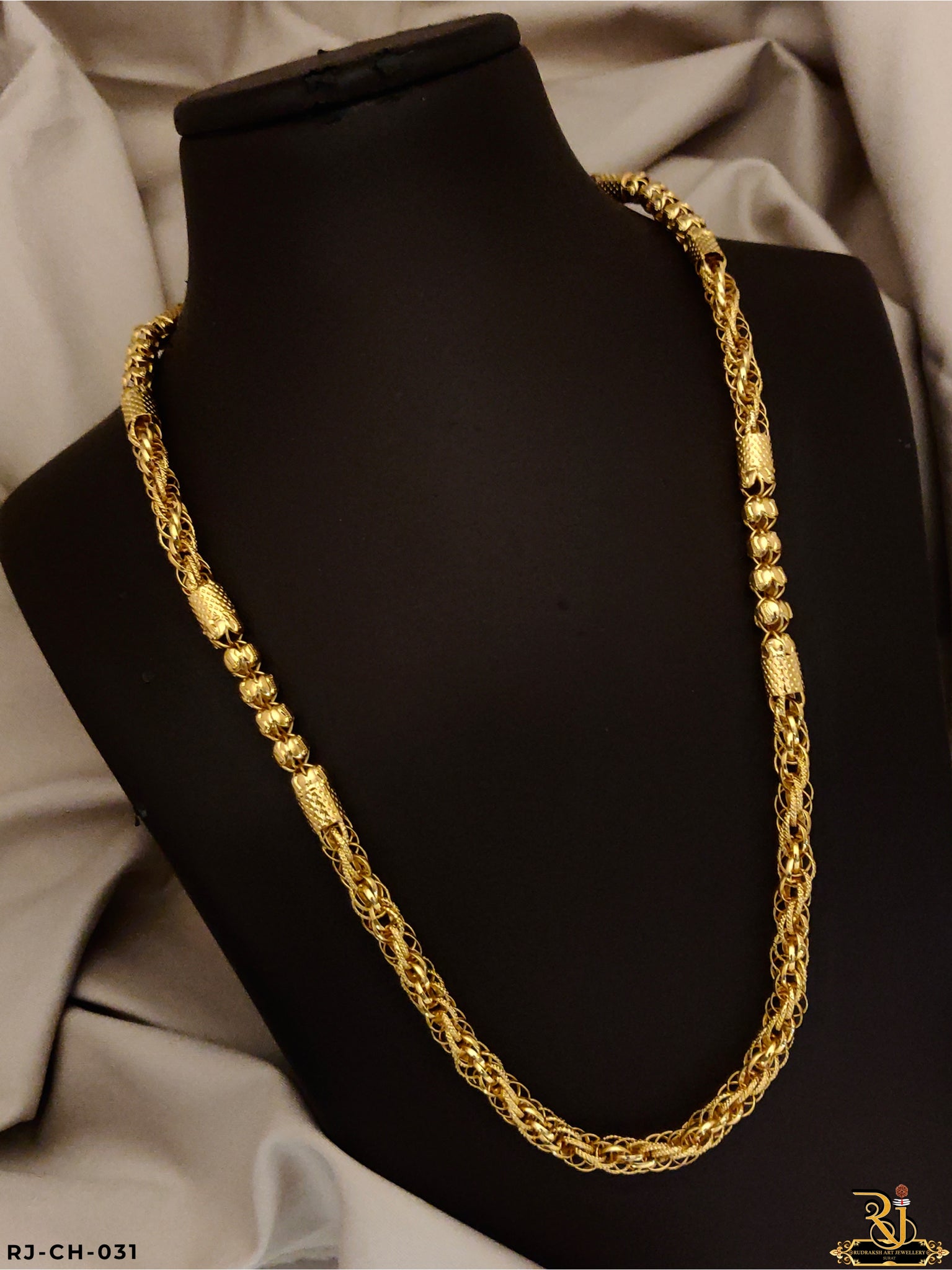 Classical Rassa with Pipe Cape Chain for Men CH-031
