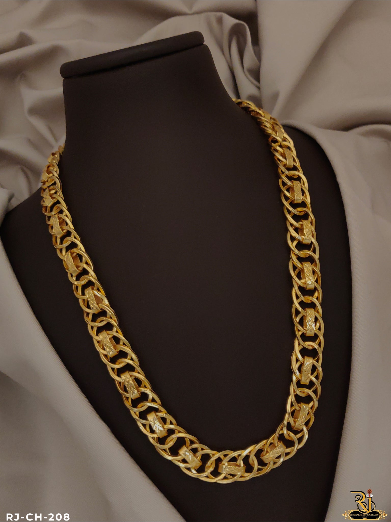 Glorious Looking Men’s Fashion Gold Pleted Design Chain CH-208