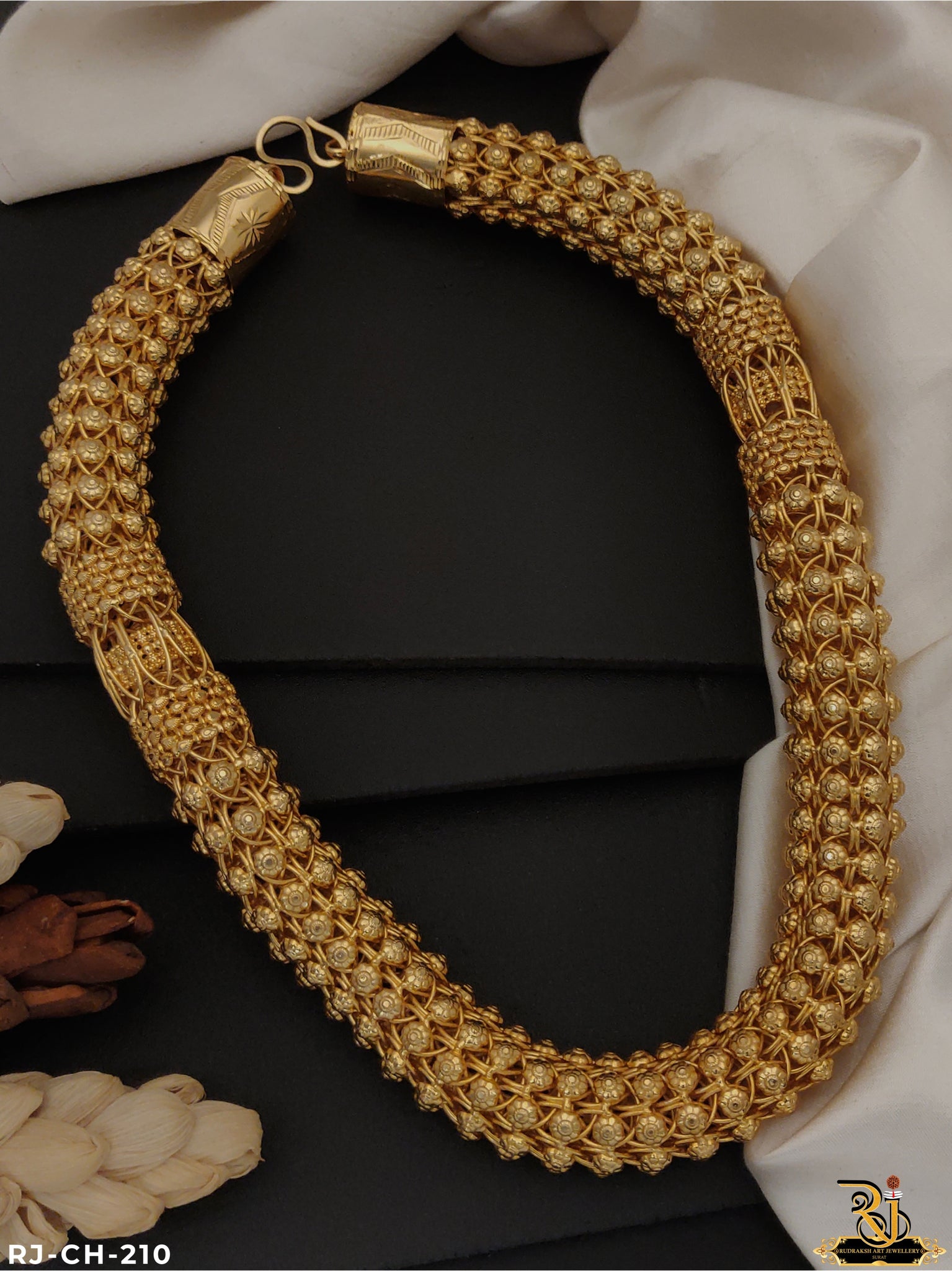Big Chain Design Heavy Looking Big Size Jumbo Gold Design Gold Plated men’s Fashion Cha ...