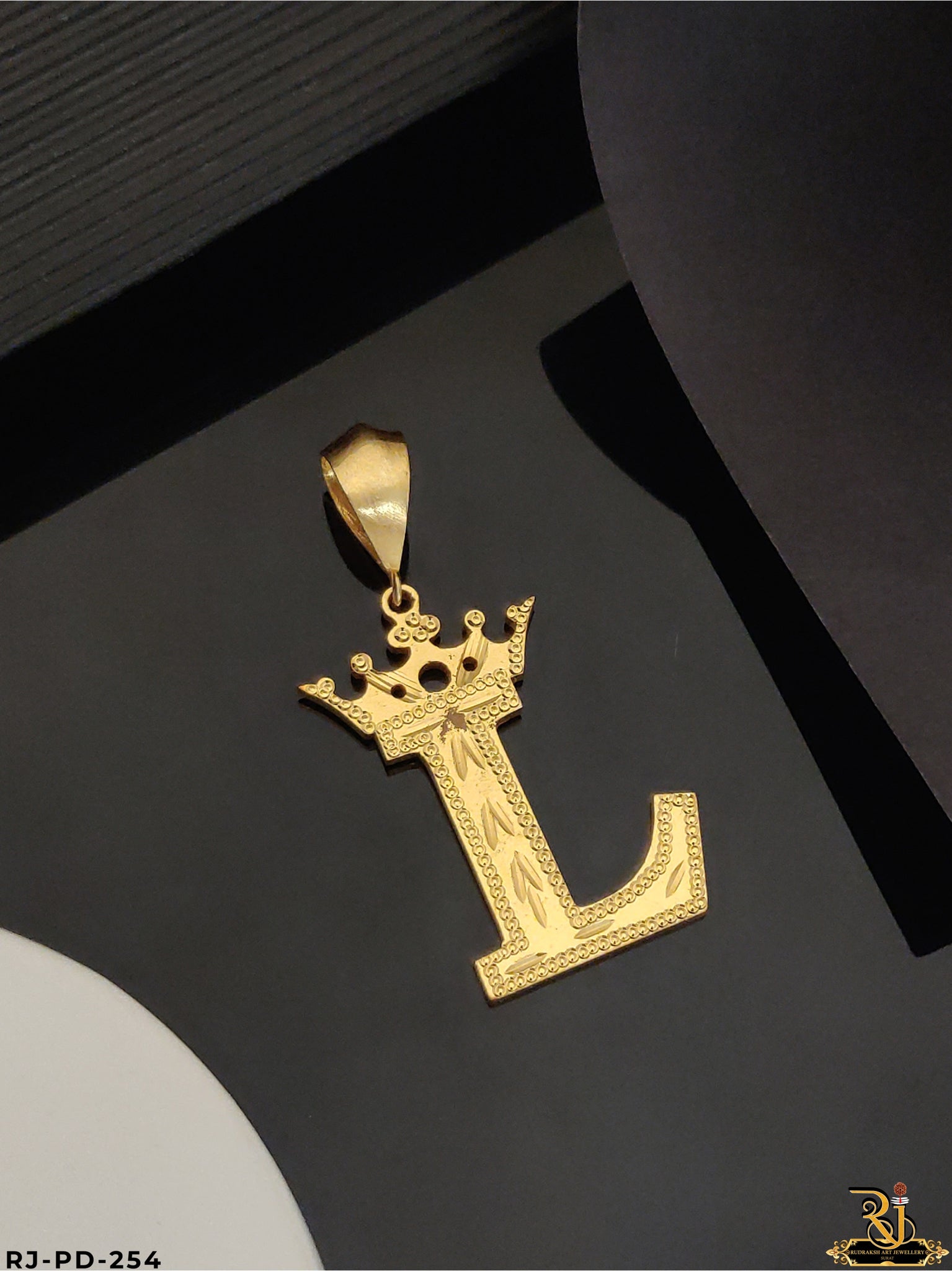 Premium Touch L Letter Pendant with Crown design-PD-254