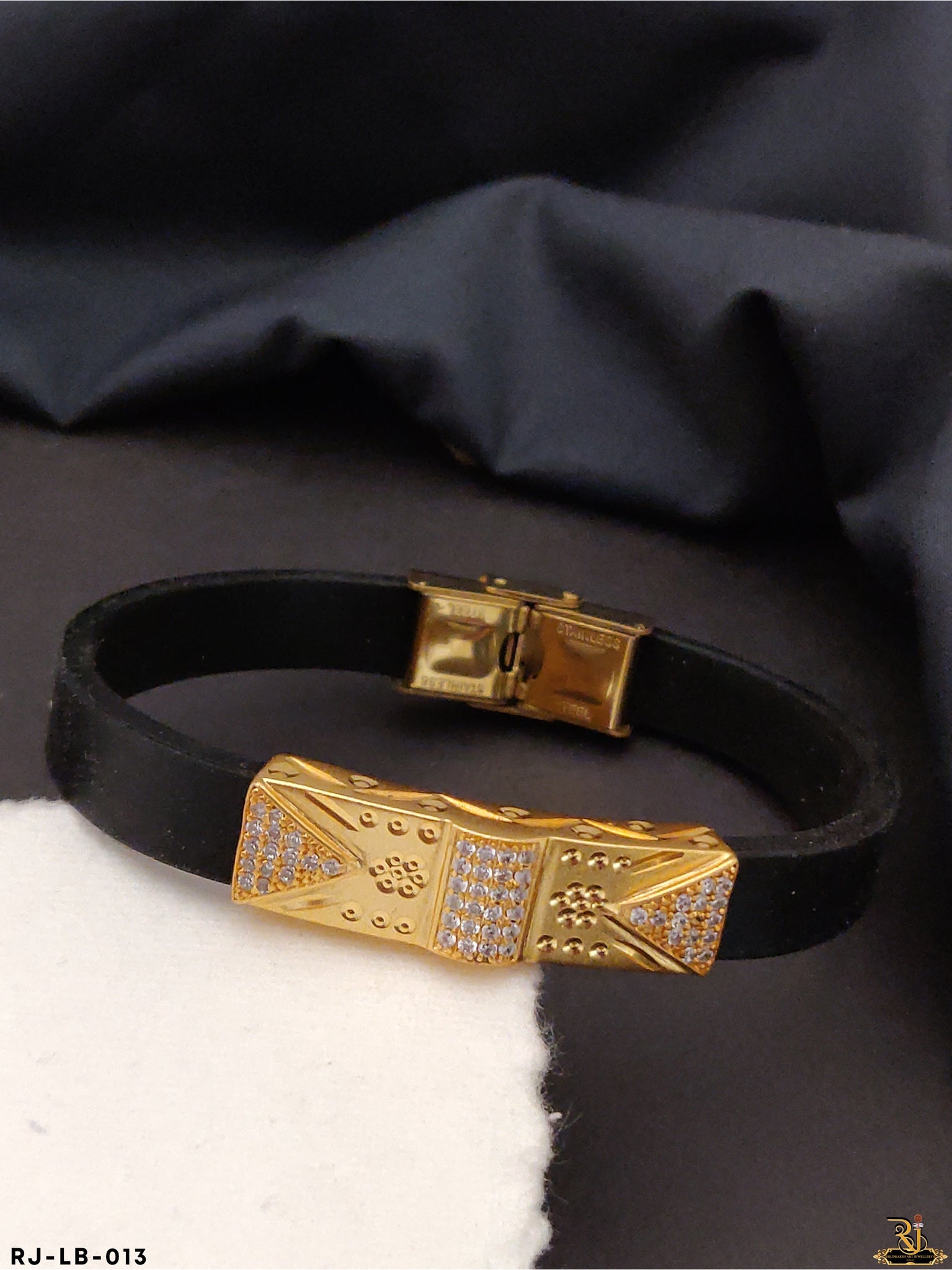 Tiffany and Co. Diamond Yellow Gold Platinum Belt Bracelet at 1stDibs | belt  yellow bracelets, belt diamond bracelets, tiffany belt bracelet