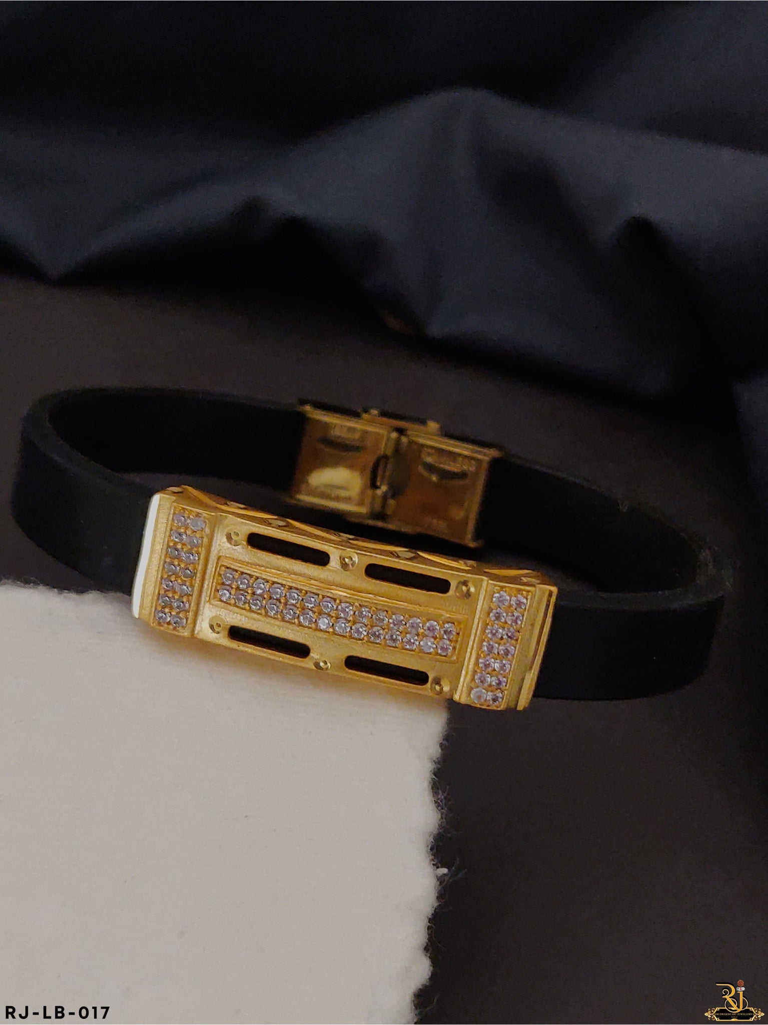 Micro Gold Plated with Diamond Decorative Design Bracelet for Men -LB-017