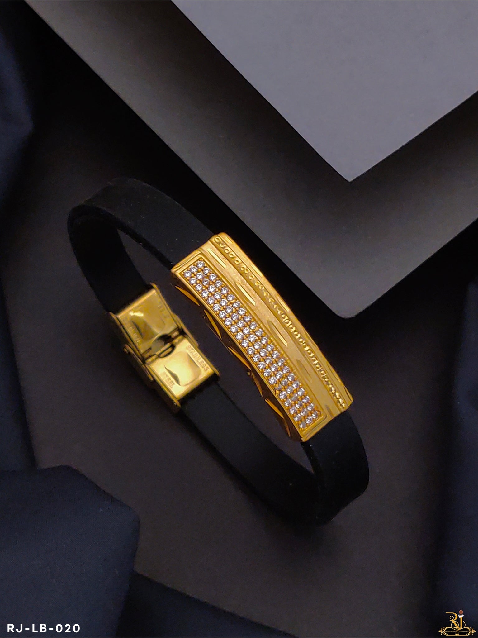 Micro Gold Plated with Diamond Exceptional Design Bracelet for Men -LB-020