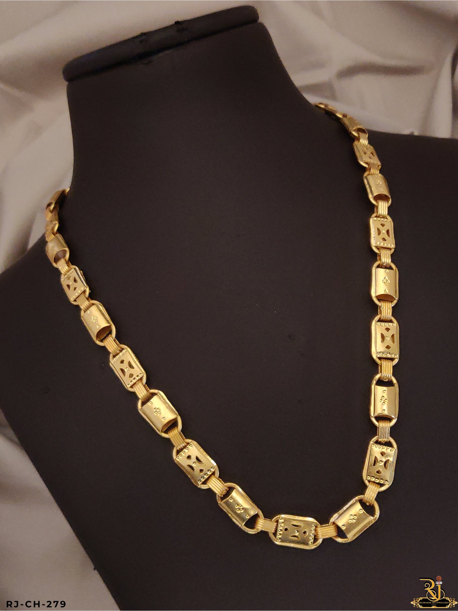 The Gentleman’s Sleek & Strong Koyli with Biscuit design Chain for Men-CH-279
