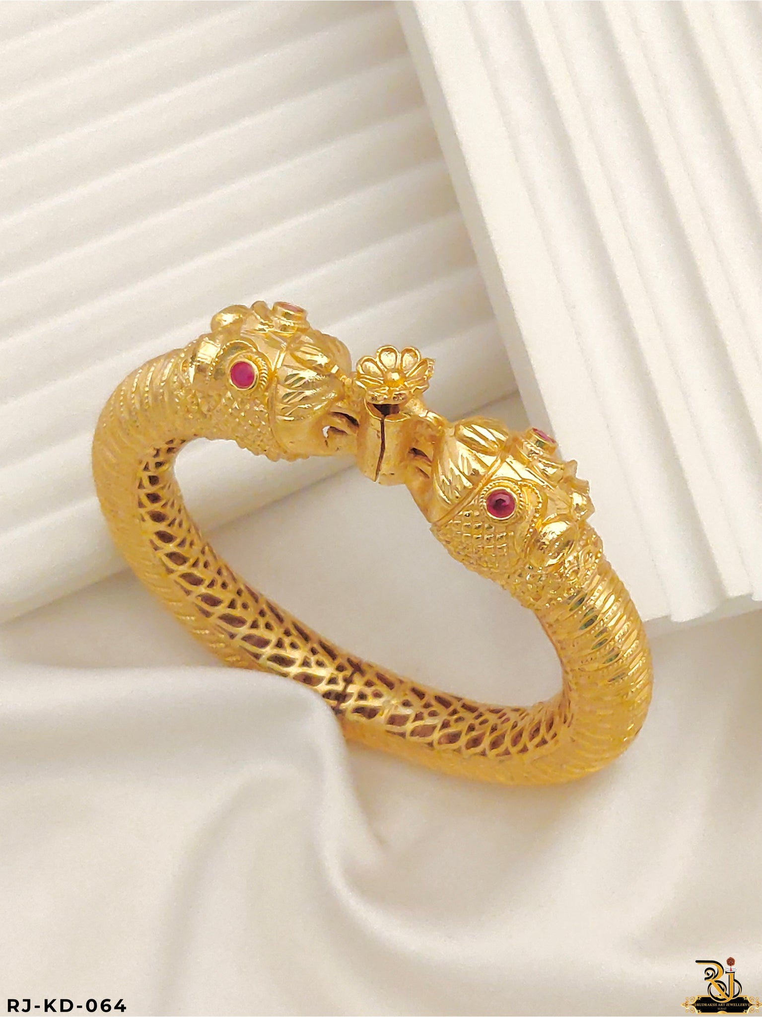 Hyderabadi most Luxurios Tiger Face kada for men's- KD-064