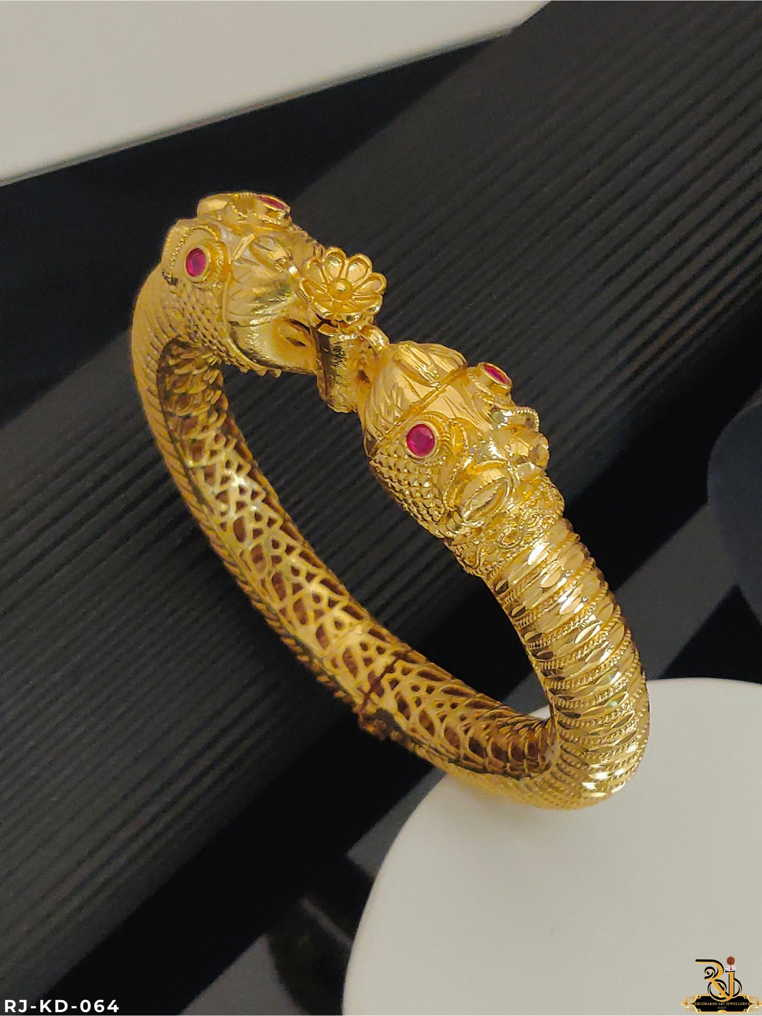 Hyderabadi most Luxurios Tiger Face kada for men's- KD-064