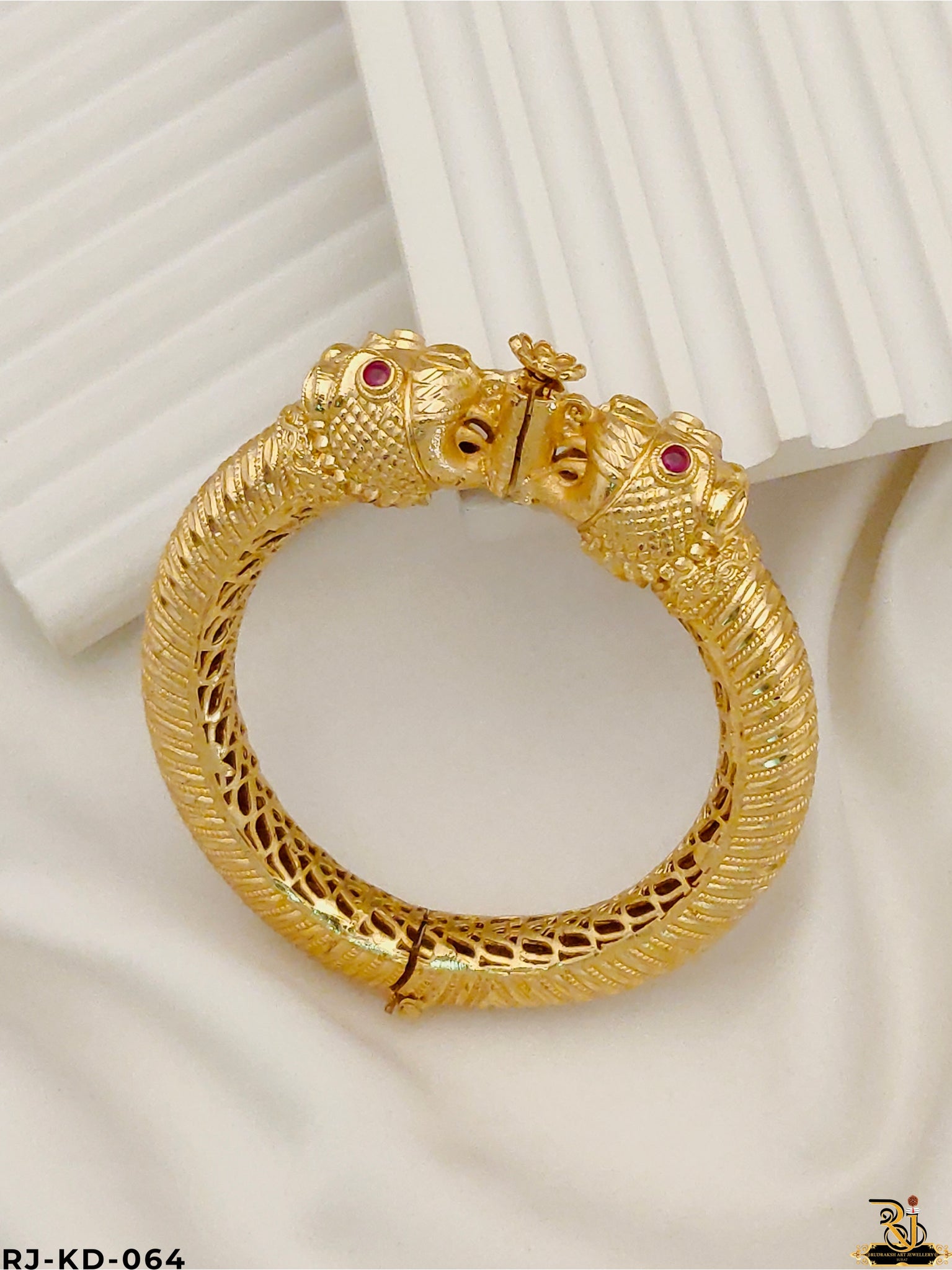 Hyderabadi most Luxurios Tiger Face kada for men's- KD-064