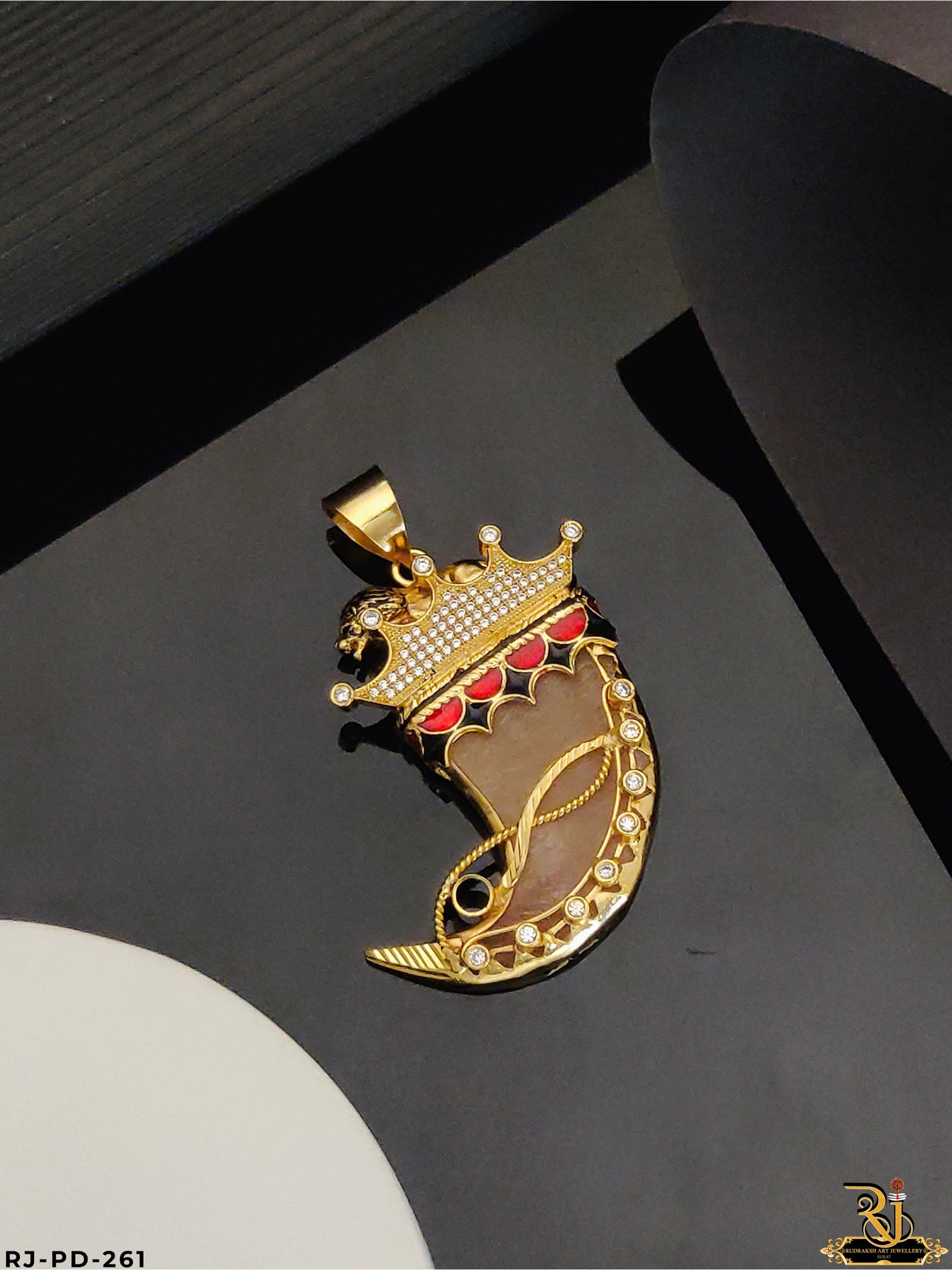King of Lion Rajwadi Artificial Nail Pendant for men's-PD-261