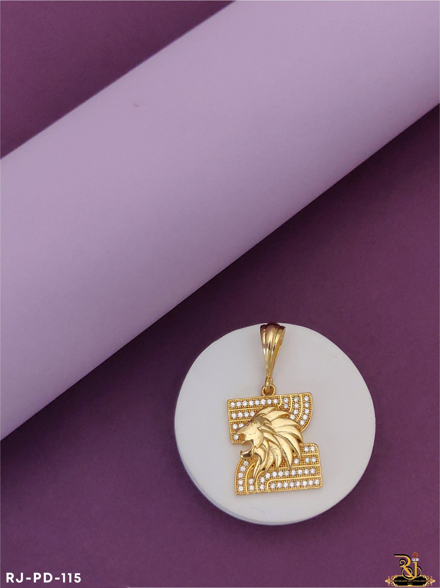 Impressive Lion With Best Qualify Gold Pendant RJ-PD-114