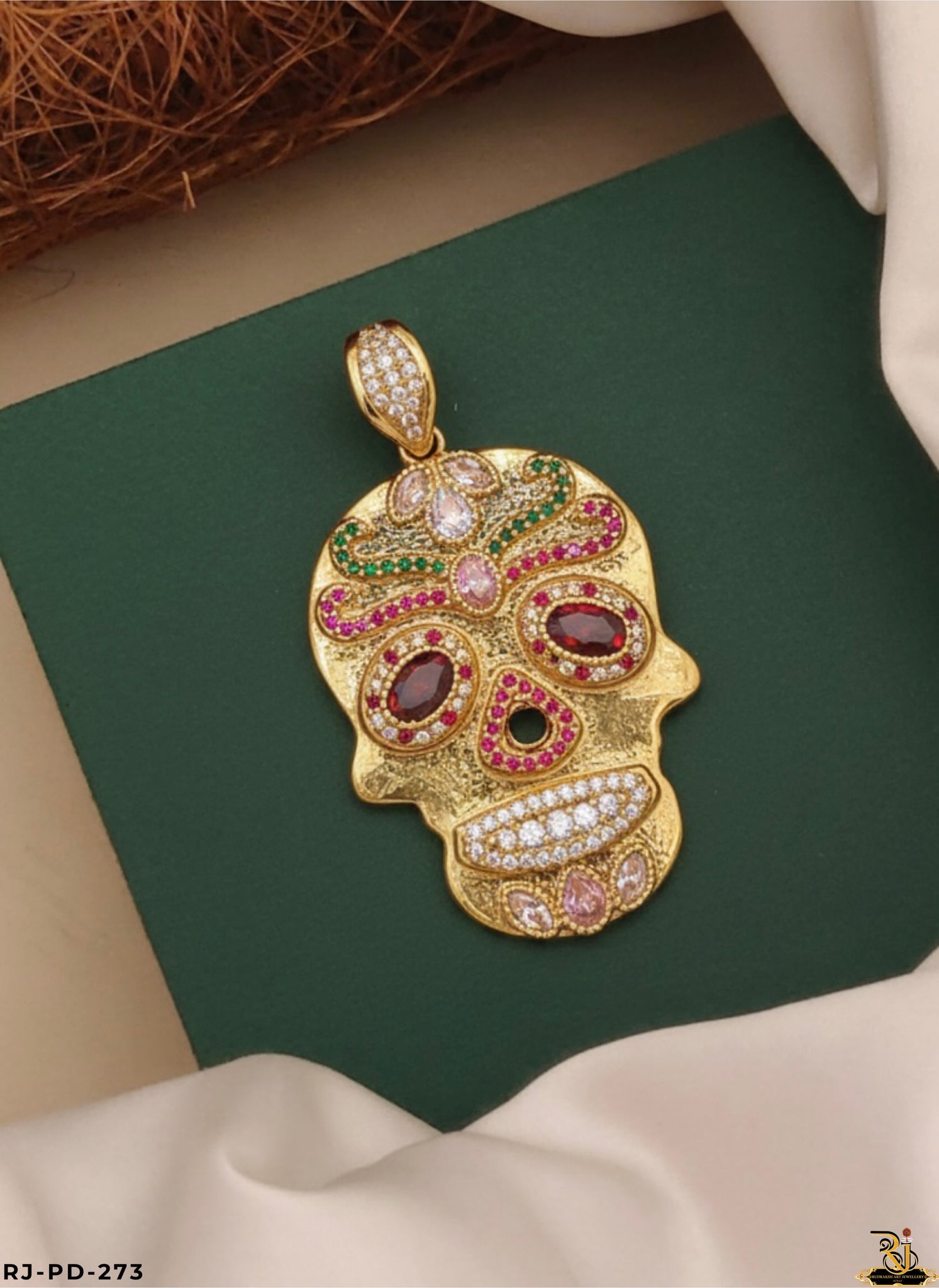 Signature Sparkle Diamond Skull Hip Hop Pendant For Men's-PD-273