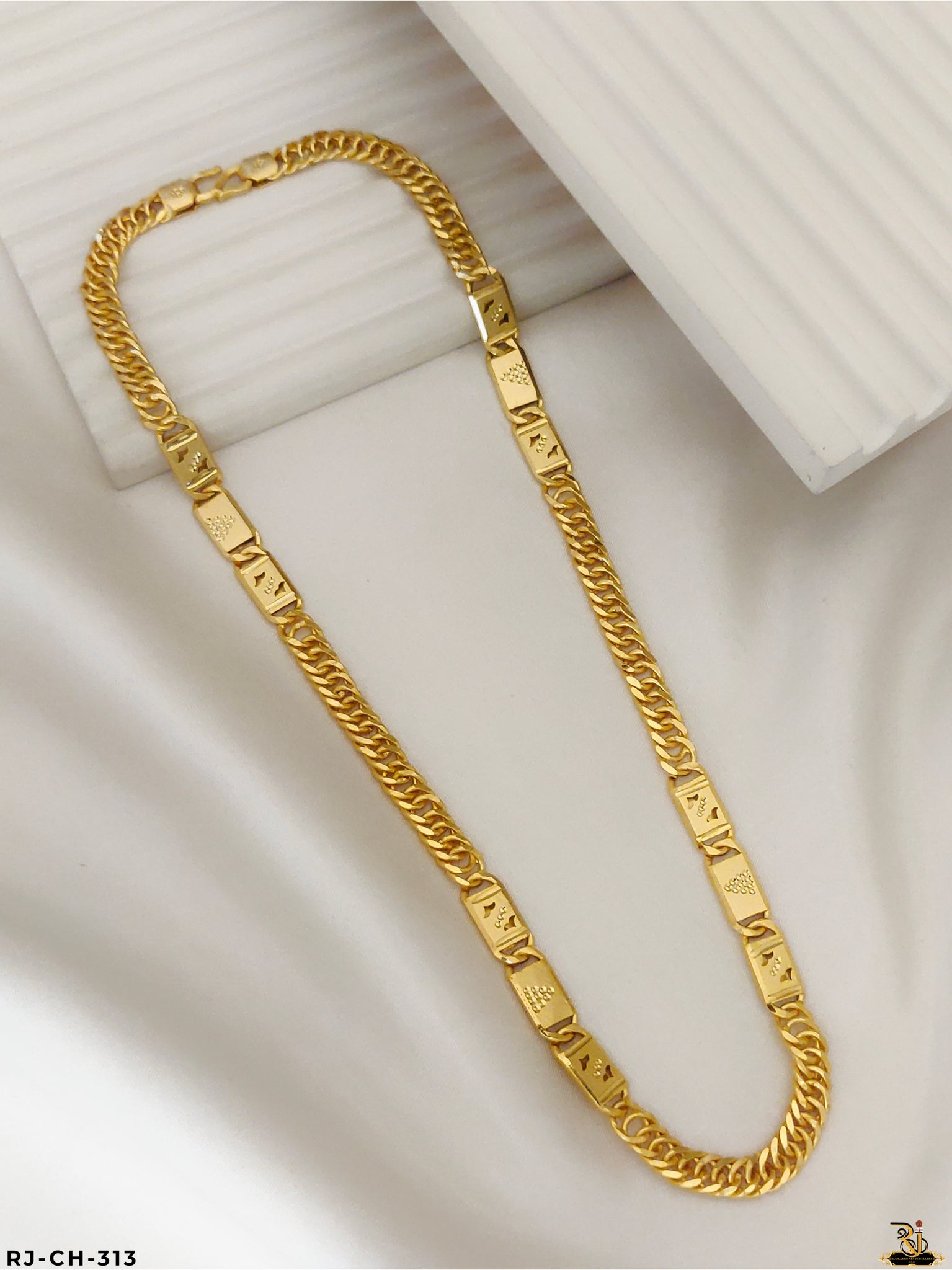 Gentleman’s Armour Kadi Gold Plated Chain For Men's-CH-313