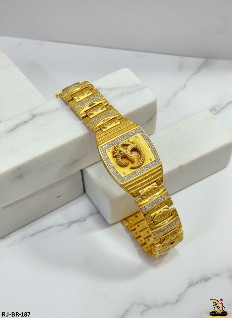 High quality finishing men's fashion design Om  Logo bracelet RJ-BR-187