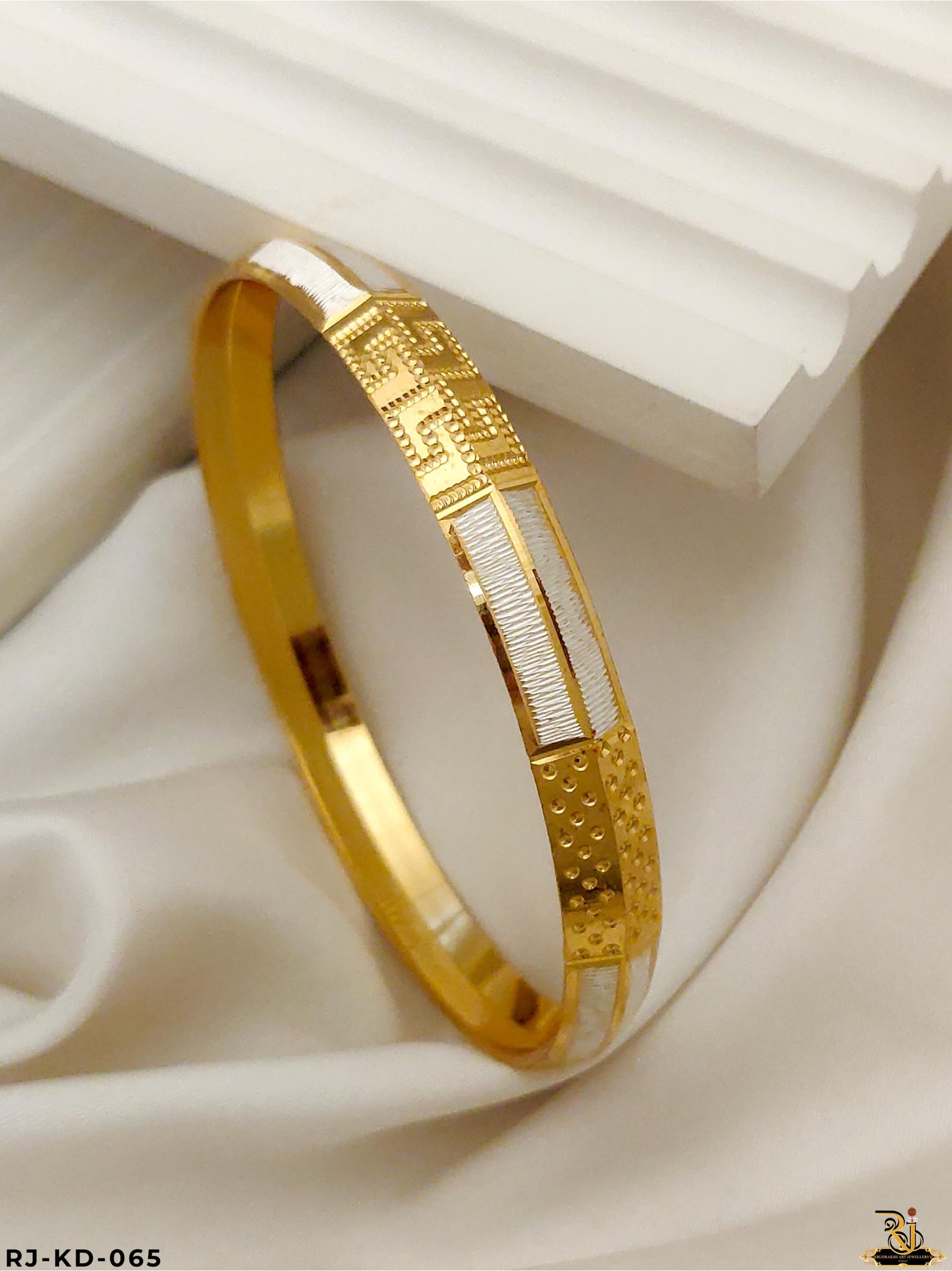 Superior Quality with Zig Zag Design Dual Tone CNC Kada For Men's-KD-065