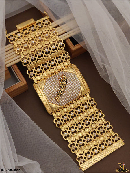 very big size hand made jaguar bracelet for men's | soni fashion rajkot |  Gold jewels design, Fashion, Bracelets for men