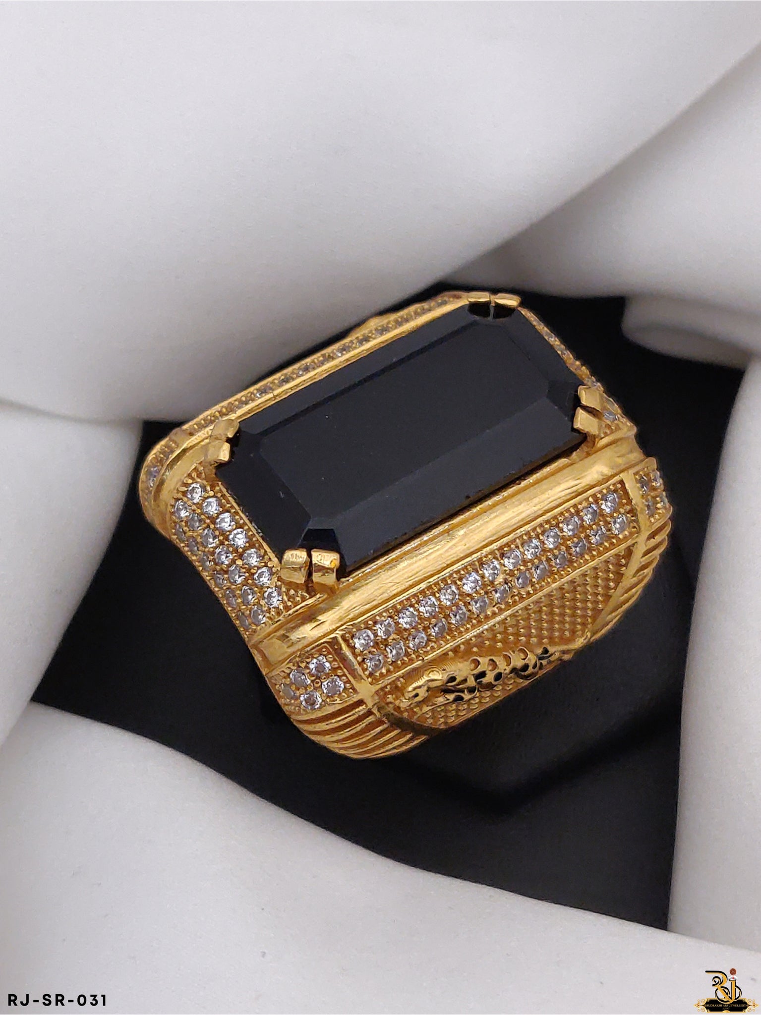 Black Stone with Diamond Glamorous Design Ring For Men RJ-SR-031
