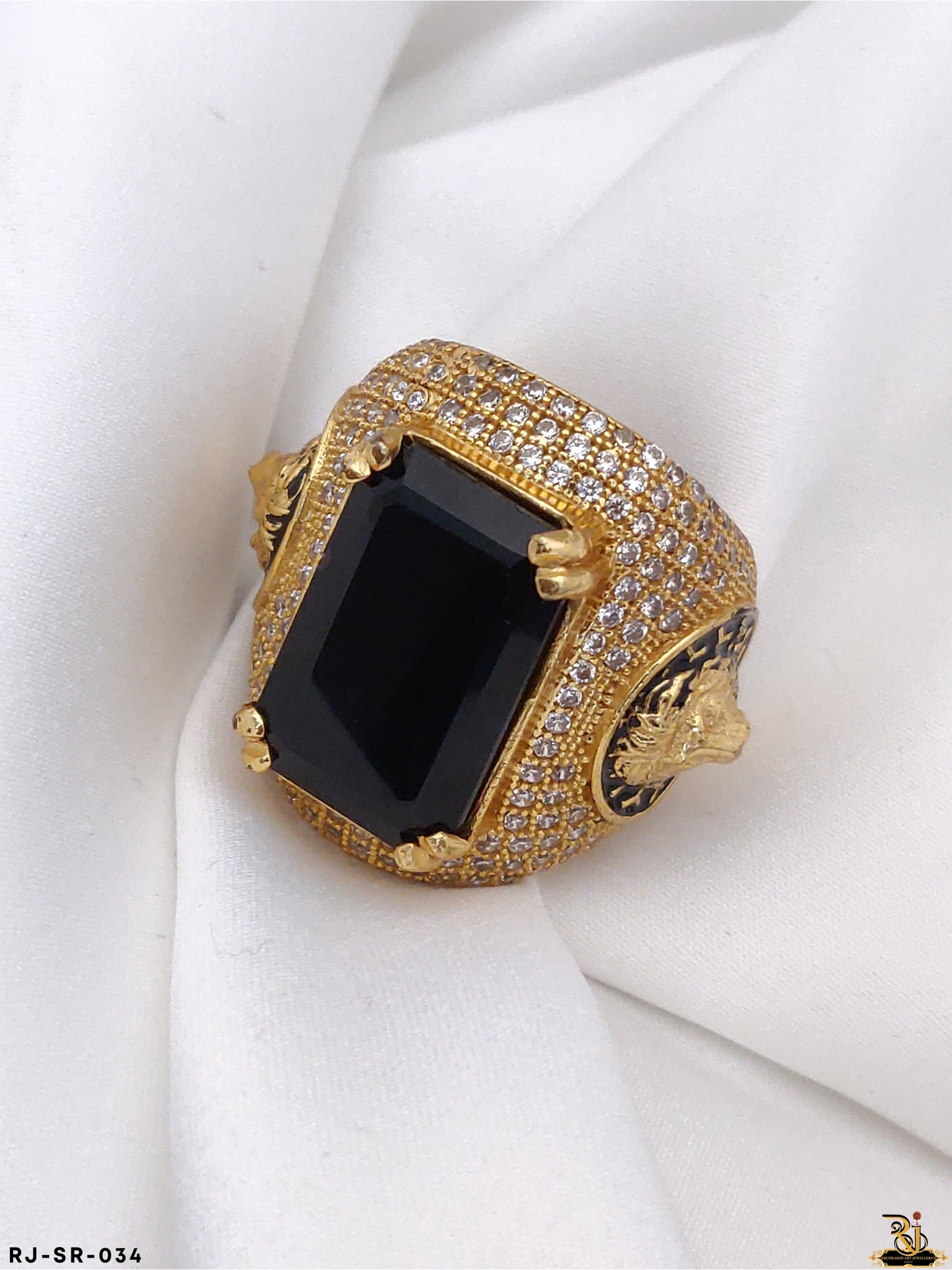 Joyalukkas 18k Yellow Gold and Diamond Ring : Amazon.in: Fashion
