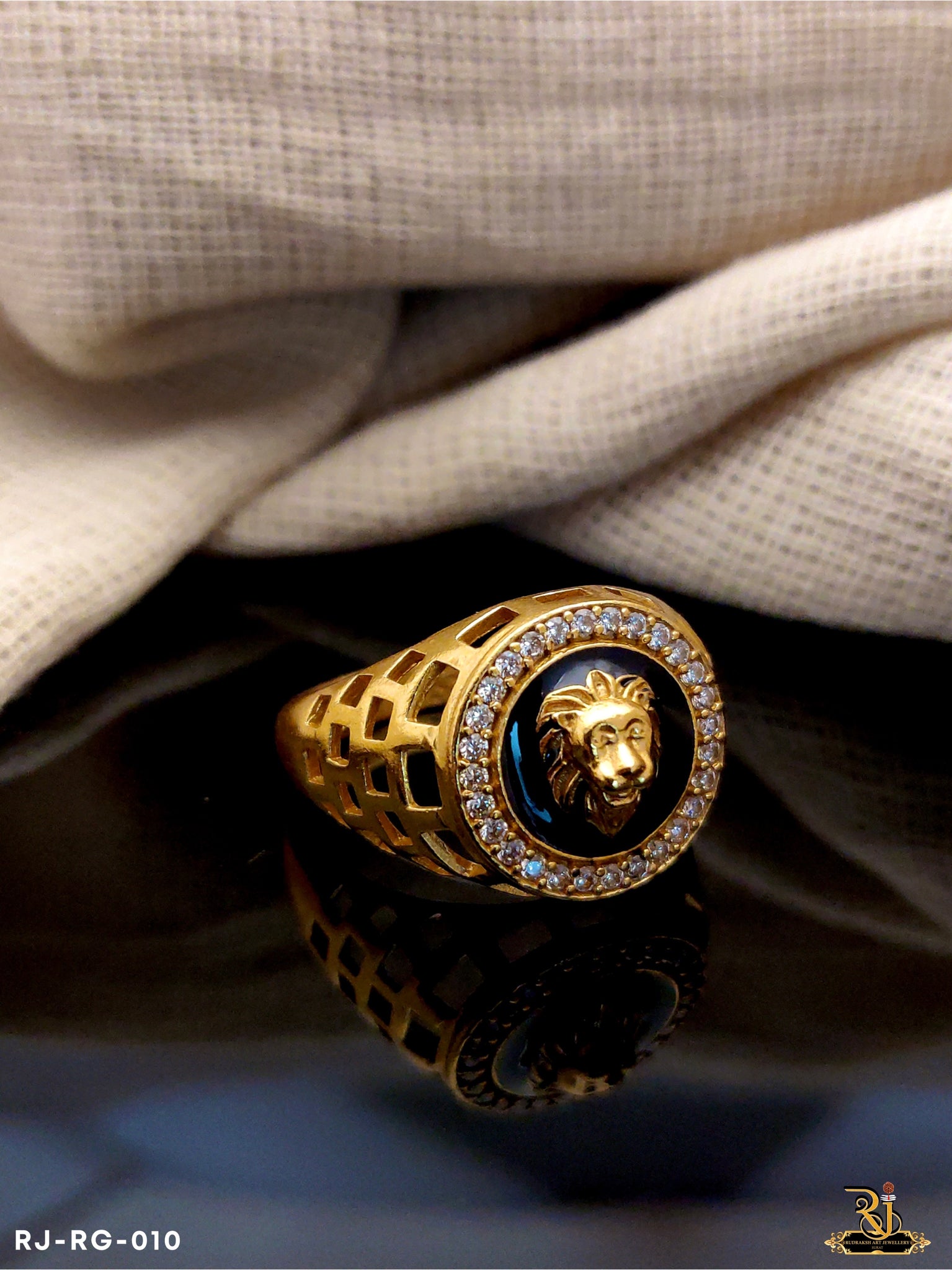 Exclusive Lion Logo Design with Diamond Ring for Men RG-010