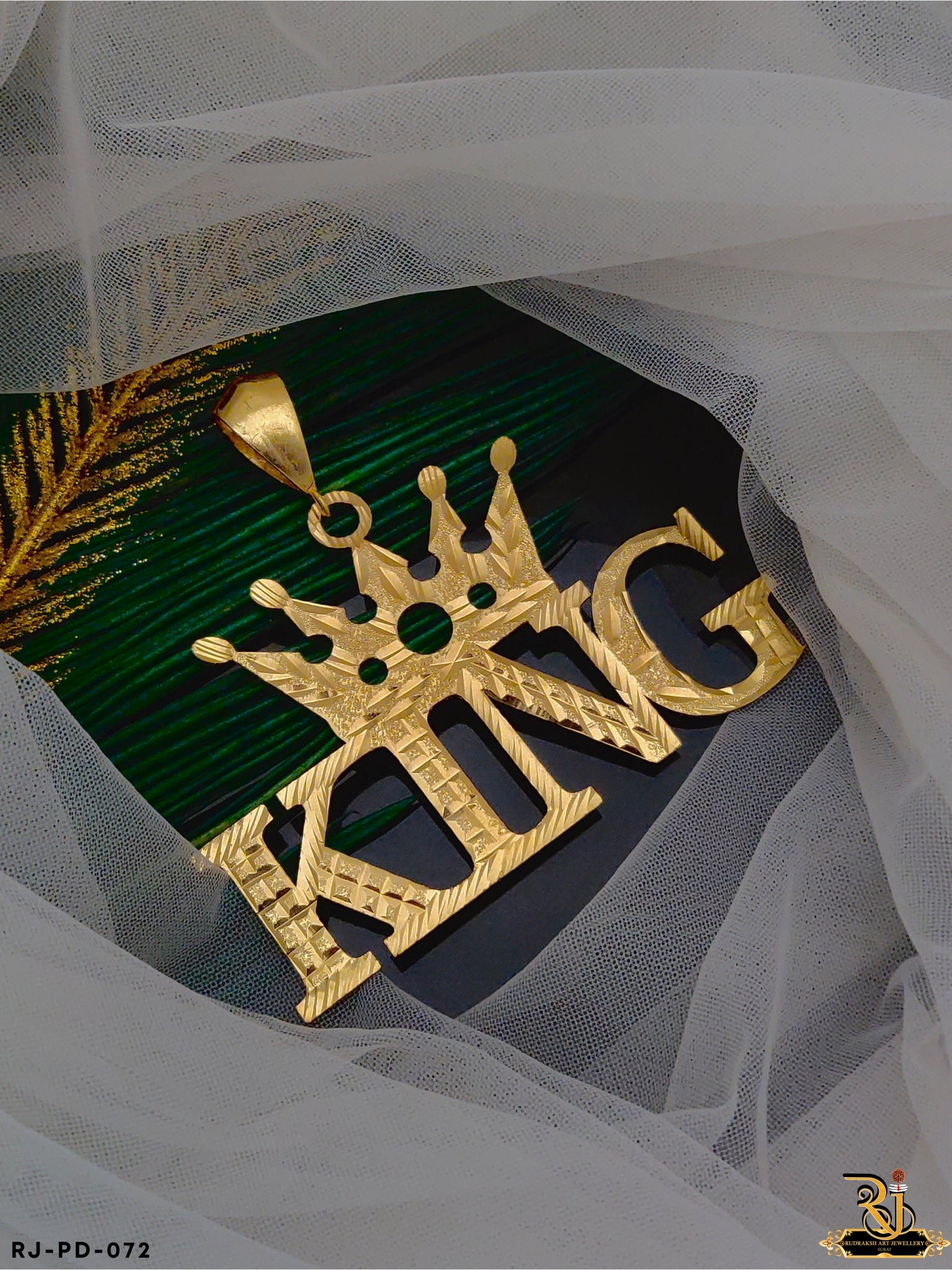 Superior King Crown with King Letter Diamond Pendant for Men PD-072