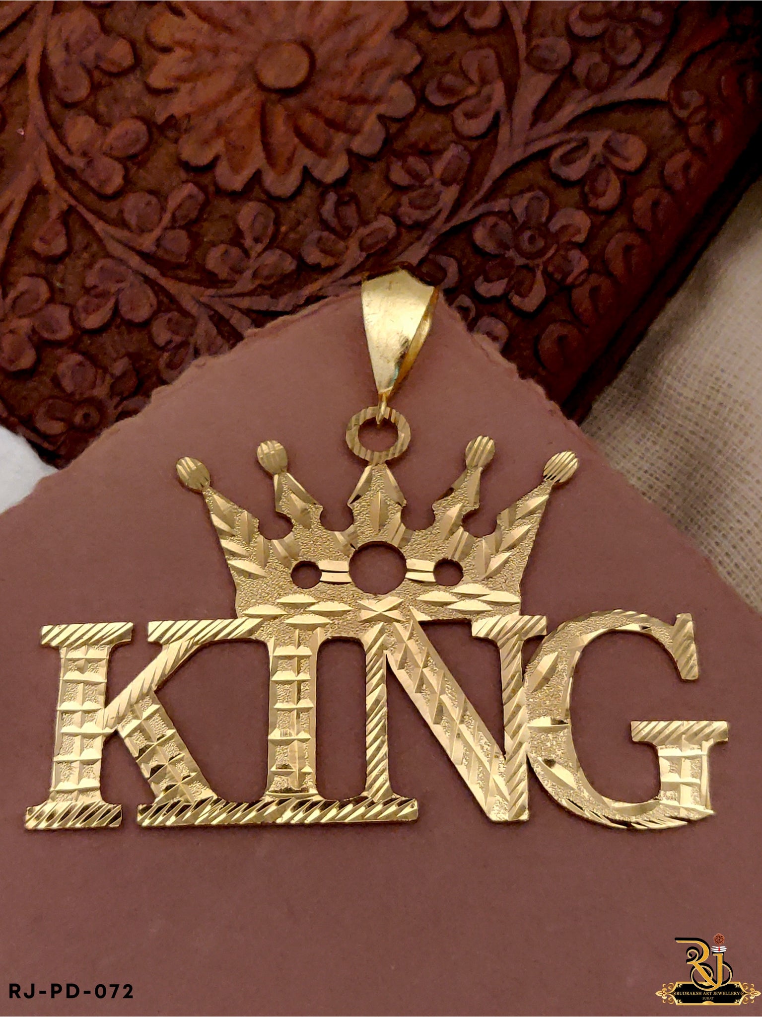 Superior King Crown with King Letter Diamond Pendant for Men PD-072