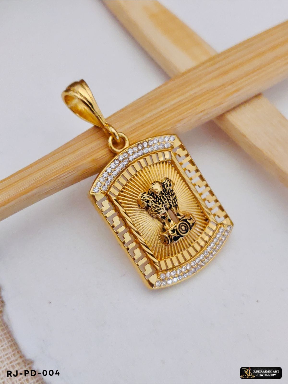 Superior Diamond Satyamev Jayte Pendant for Men Rudraksh Art Jewellery
