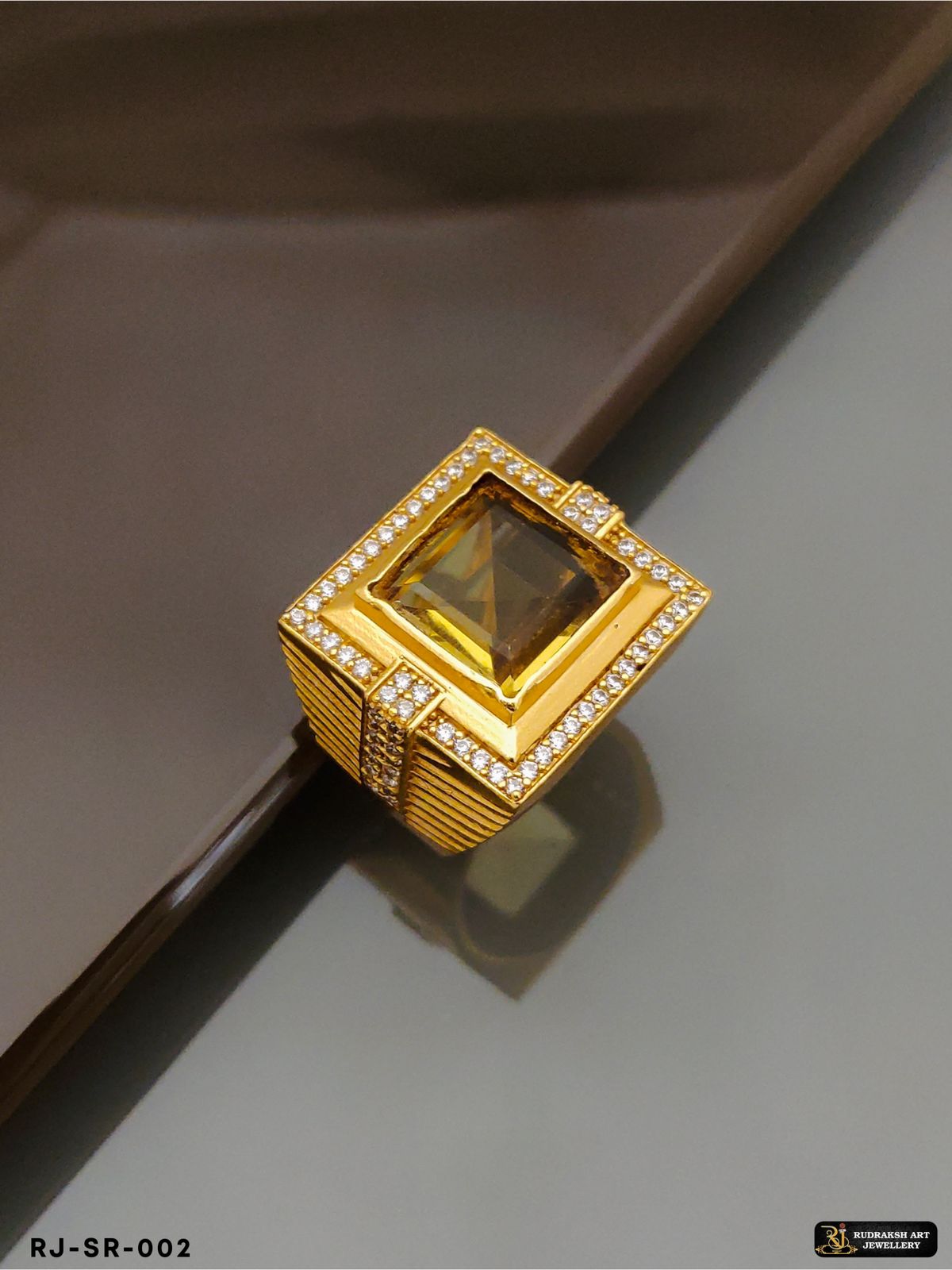 Exclusive Yellow Stone Streamlined Design Superior Quality Ring SR -002